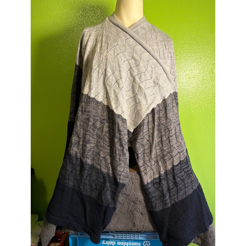 Catherines Women 2X Grey Navy Blue Colorblock Pointelle Cotton Cardigan Sweater